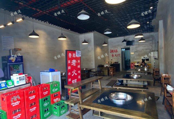 (转让) 位置好 人流大 方便停车