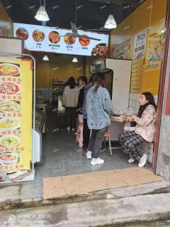 江西科技职业学校宿舍对面店铺转让，日营业额2千多