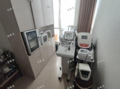 张店华润大厦美容店带设备转让，消费人员集中停车方便