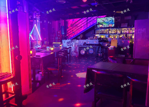 (转让) 酒吧转让！大学生创业！租金5500！接手直接营业