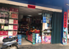 (转让) 店面位于进贤民和六小门口，面积100平方左右，主营文具，百货