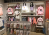(转让) 本童装店经营中，因家里没人带小孩，诚心转让