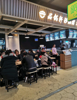 (转让) 本店38平方，人流大，位于步行街中心地段临街门面，有稳定客源