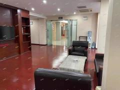 西湖孺子路原中国农业银行招租，面积大无行业限制