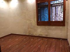 西湖区里州小区底商招租，交通便利免租15天