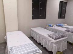 艾溪湖双小区口二楼精装修店铺转让，年轻人多消费高