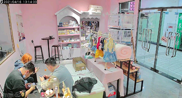 (转让) 社区门面，人流量大，九年老店，在店会员量大，个人原因转让。