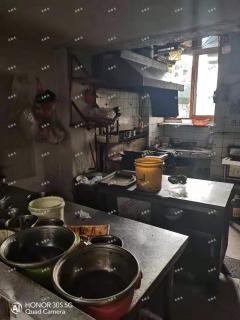 经开区下罗菜市场7年小吃店转让，周边都是学校小区