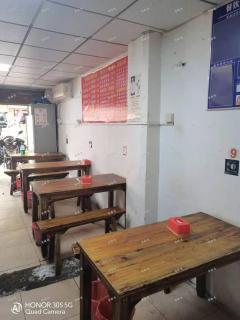 经开区下罗菜市场7年小吃店转让，周边都是学校小区