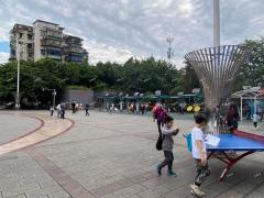 西彭镇星光名都广场口商铺转让，店面全新人流量大