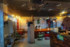 江西农业大学内商业街餐饮店转让，人流量大