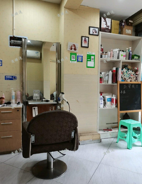 (转让) 小区理发店转让 因个人原因转让盈利店铺  一个月轻松过万