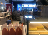 (转让) 位置佳，人流大，客源稳定，店里设施一应俱全，可转让可租用经营