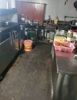 (转让) 烧烤店转租，房屋里整洁，冰箱两个冰柜一个等