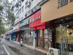 双小区门口沿街精装修餐饮店转让，人流量大