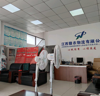 (转让) 精装修，空调每个办公室都有，带厨房，办公桌，椅，休息区，