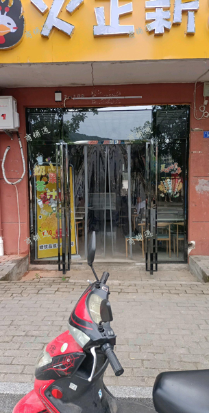 (转让) 湾里一中临街店面，学生很多喜欢出来吃的