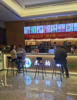 (转让) 奶茶店，一楼，整栋楼都是酒店，一半多酒店都放有店铺点餐牌。