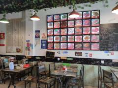万科城市花园小区出口店铺转让，租金便宜入住率高
