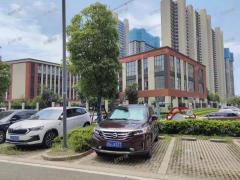 万科城市花园小区出口店铺转让，租金便宜入住率高