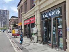 万科城市花园小区出口店铺转让，租金便宜入住率高