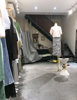 (转让) 两路30元租金百平米临街服装店
