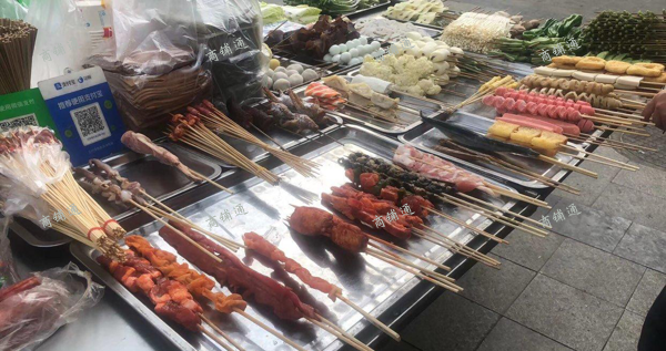 (转让) 夜市一条街摊位，可做业态多样