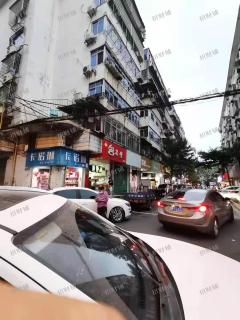 新建立新路临街十字路口餐馆转让，有5个包间