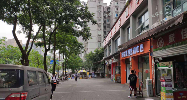 (转让) 临街餐饮门面（学校旁，公交站，成熟社区）