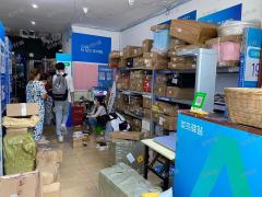覆盖四个小区快递店转让，周边无竞争压力