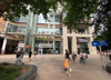 (转让) （速）大渡口香港城公交站拐角旺铺（适合任何行业）