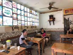  青云谱交警大队旁餐饮店转让 ，可空转