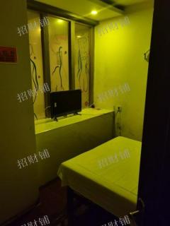 二七南路二楼店铺房东直租，无物业费免租一年
