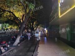 新建心怡广场对面餐饮店转让，全新装修租金便宜