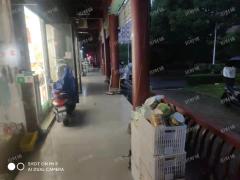 华东交大理工学院内零食店转让，客源稳定租金便宜
