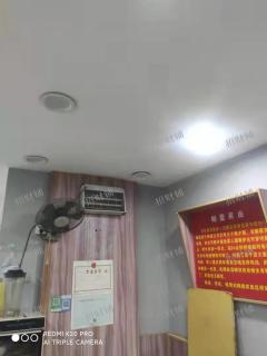 长胜大市场入口处小吃店转让，租金便宜人流量大