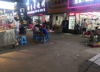 (转让) 大学校门口，门口摆摊位
