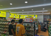 (转让) 本店位于瑶湖西二路商业后街，周围三个大学校区环绕！
