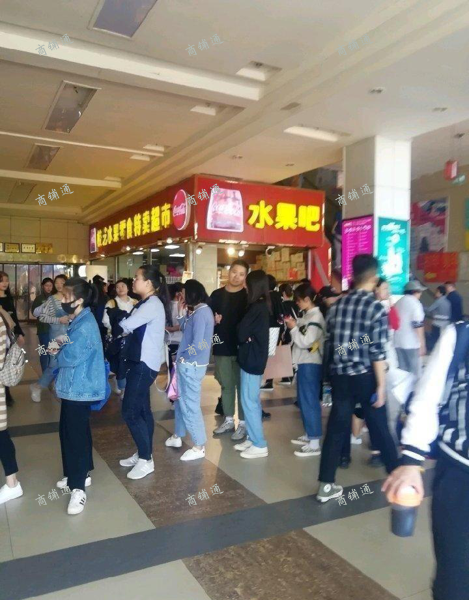 (转让) 长胜园商场化妆品店（可空转）