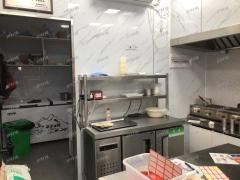 师范大学瑶湖校区食堂入口小吃店转让，人流量大