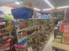 红谷滩联泰广场沿街便利店转让，日营业4000左右