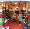 (转让) 鞋店急转，因孩子转学无法经营忍痛转让