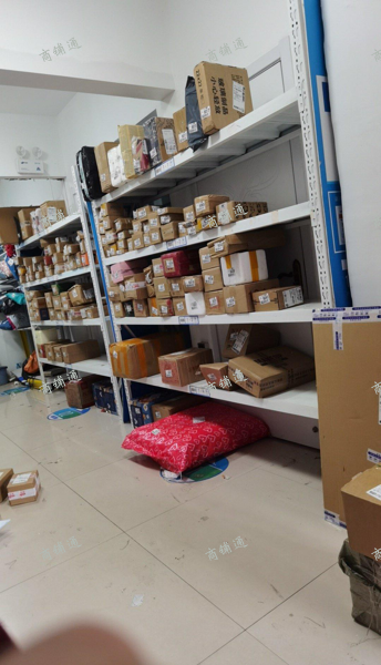 (转让) 学校周边菜鸟驿站，一天800到1200件，押金四万。