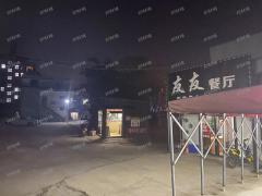 中医药大学门口唯一一家烧烤店转让，外摆空间大