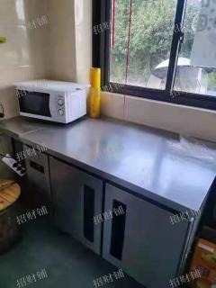 南昌理工学院内临街店铺转让，可空转无行业限制