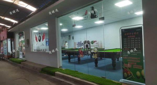 (转让) 新装修房子，校园商业街一楼店面