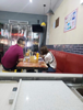 (转让) 盈利中餐饮店铺低价转，商业街旺铺