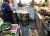 (转让) 盈利中快餐店因去其他城市发展现忍痛转让，中介勿扰，非诚勿扰