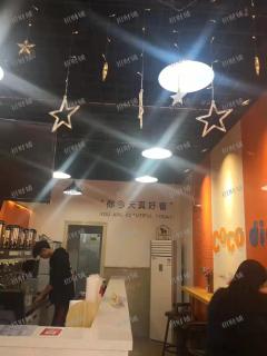 京东镇商业街奶茶店转让，人流大无行业限制