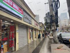 昌大技工学校门口拐角店铺转让，人流大适合各行业